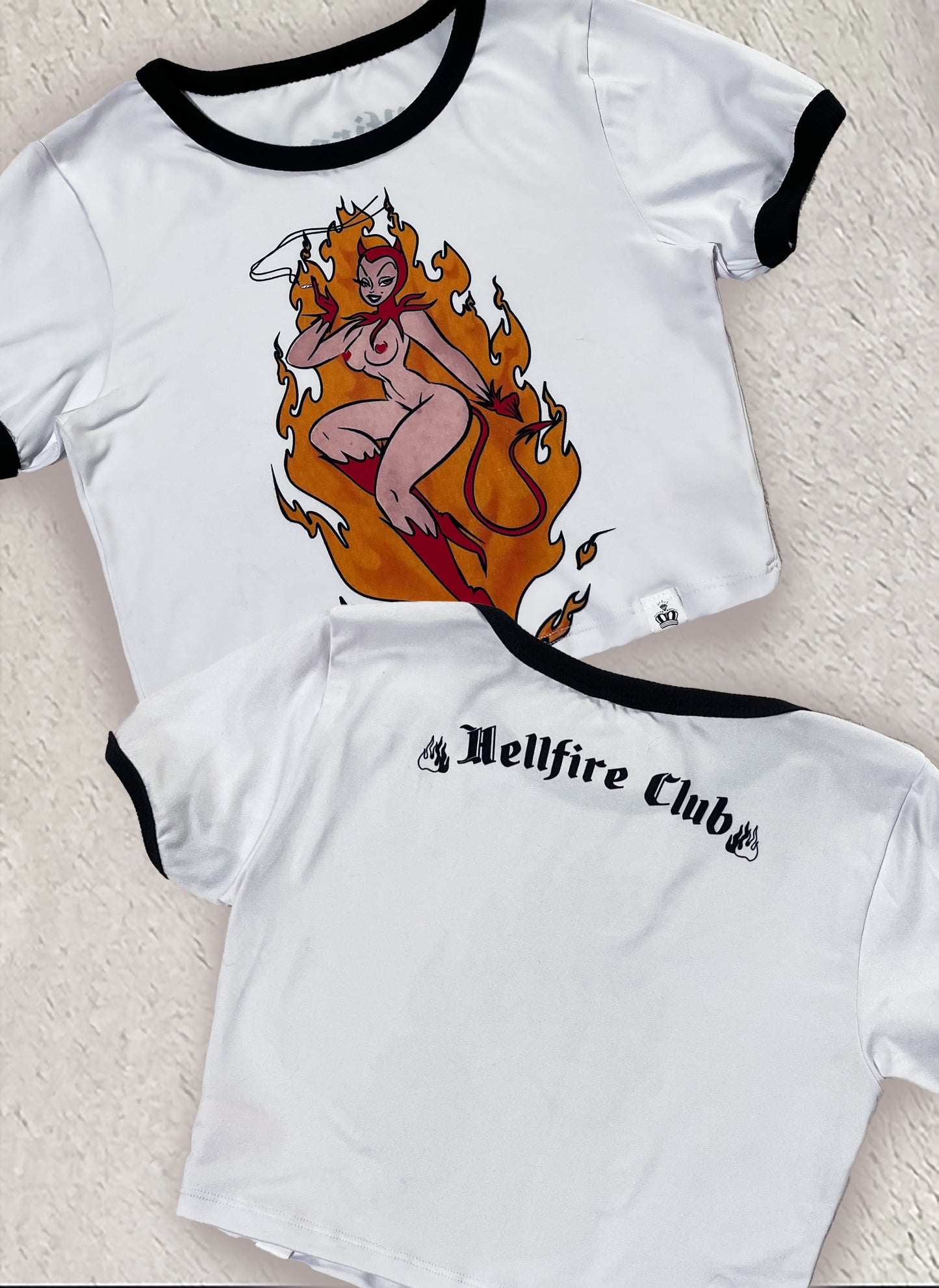 camiseta rebel - hellfire club