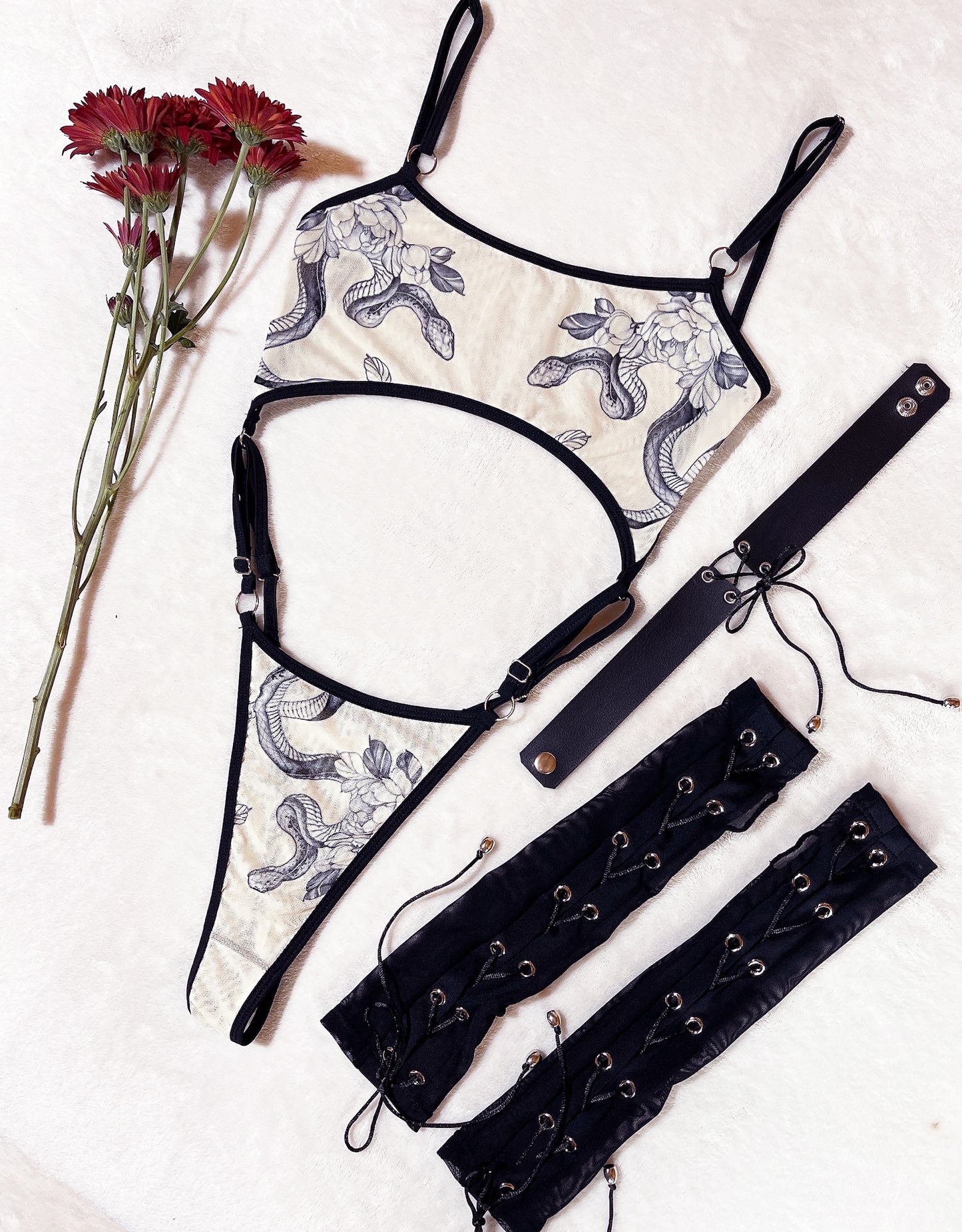 body seduction- marfil    (los accesorios se venden por aparte)